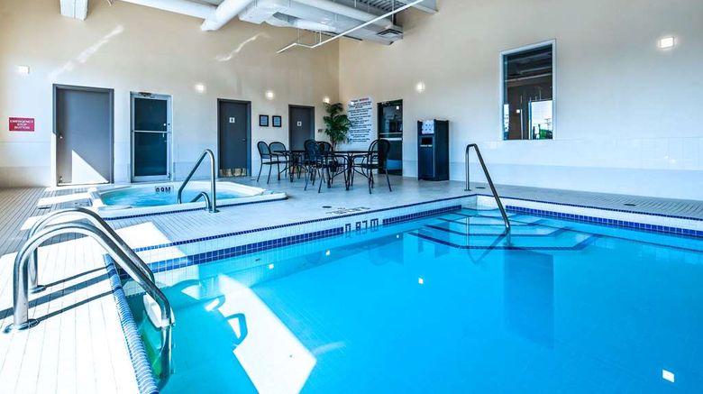 <b>Best Western Plus Winnipeg Airport Hotel Pool</b>. Images powered by <a href="https://iceportal.shijigroup.com/" title="IcePortal" target="_blank">IcePortal</a>.