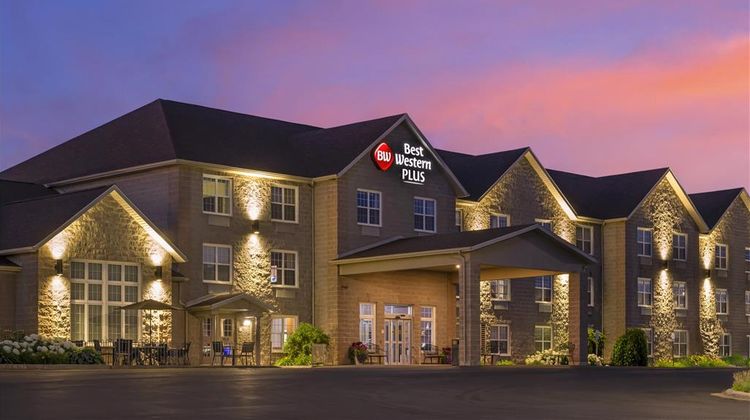 Best Western Plus Woodstock Hotel & Conf Exterior