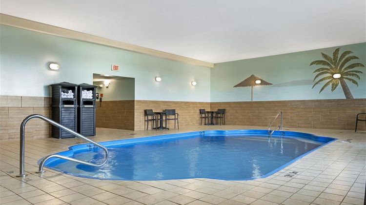 Best Western Plus Woodstock Hotel & Conf Pool