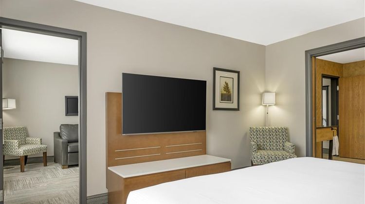 Best Western Plus Woodstock Hotel & Conf Room