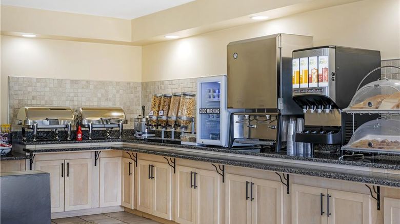 <b>Best Western Plus Woodstock Hotel & Conf Restaurant</b>. Images powered by <a href="https://iceportal.shijigroup.com/" title="IcePortal" target="_blank">IcePortal</a>.