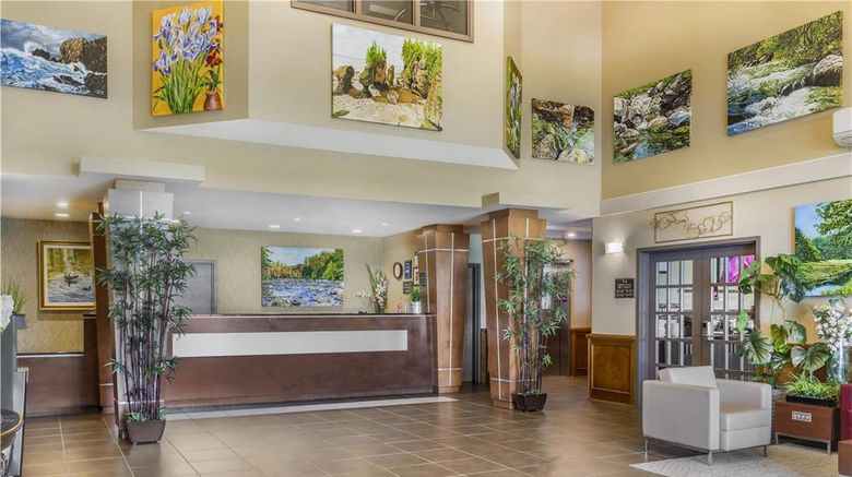 <b>Best Western Plus Saint John Hotel Stes Lobby</b>. Images powered by <a href="https://iceportal.shijigroup.com/" title="IcePortal" target="_blank">IcePortal</a>.