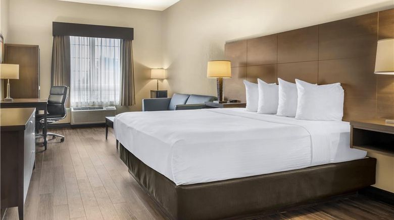 <b>Best Western Plus Saint John Hotel Stes Room</b>. Images powered by <a href="https://iceportal.shijigroup.com/" title="IcePortal" target="_blank">IcePortal</a>.
