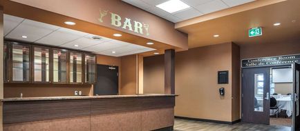 Best Western Plus Bathurst Hotel & Stes Lobby