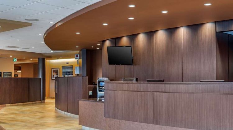 Best Western Plus Bathurst Hotel & Stes Lobby