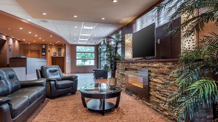 Best Western Plus Bathurst Hotel & Stes Lobby