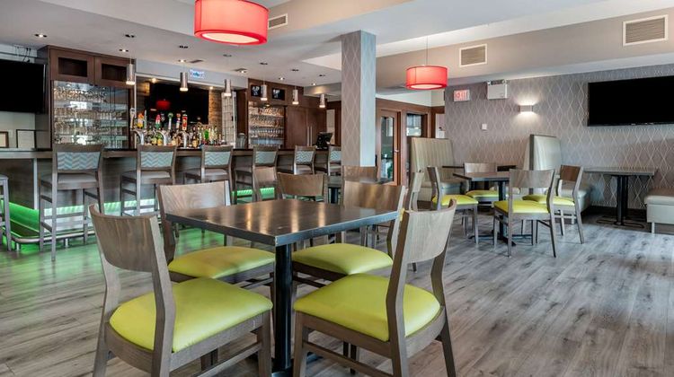 Best Western Plus Dartmouth Hotel & Stes Restaurant