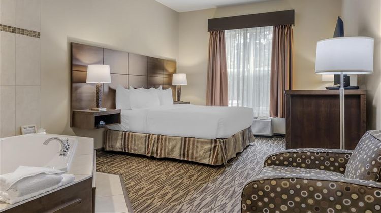 Best Western Plus Bridgewater Hotel Room