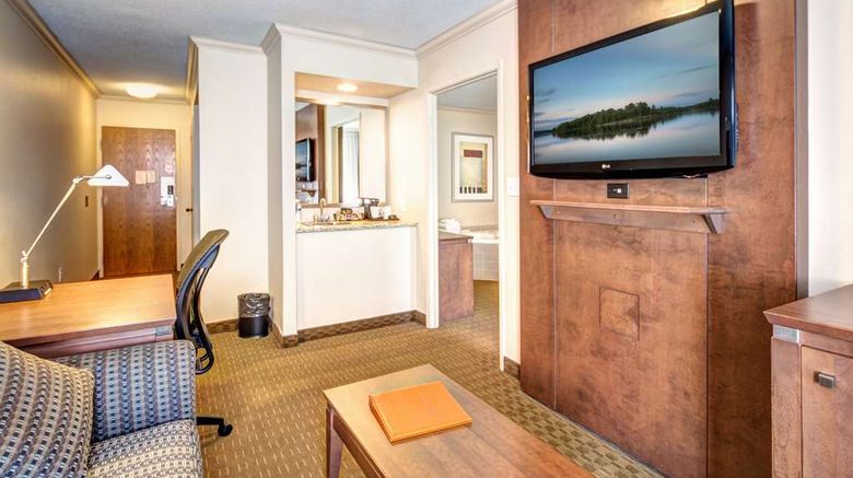 <b>Best Western Plus Guildwood Inn Suite</b>. Images powered by <a href="https://iceportal.shijigroup.com/" title="IcePortal" target="_blank">IcePortal</a>.