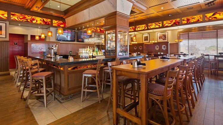 Best Western Plus Lamplighter Inn & Conf Restaurant