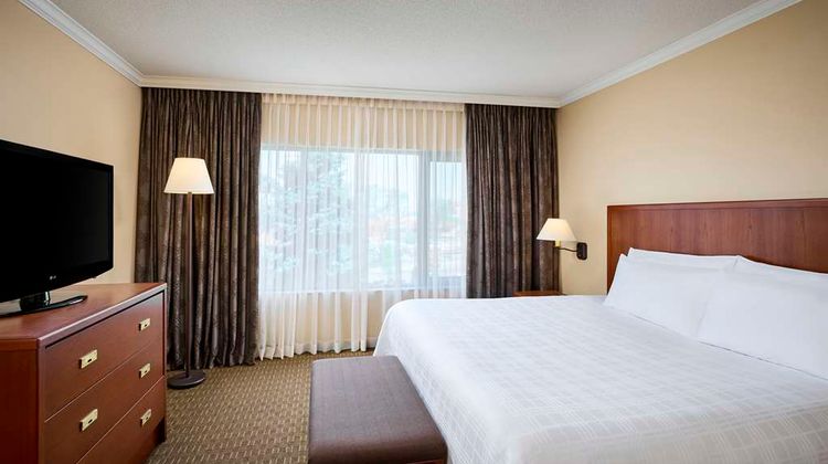 Best Western Plus Lamplighter Inn & Conf Room