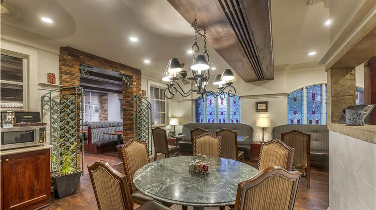 Best Western Fireside Inn Restaurant