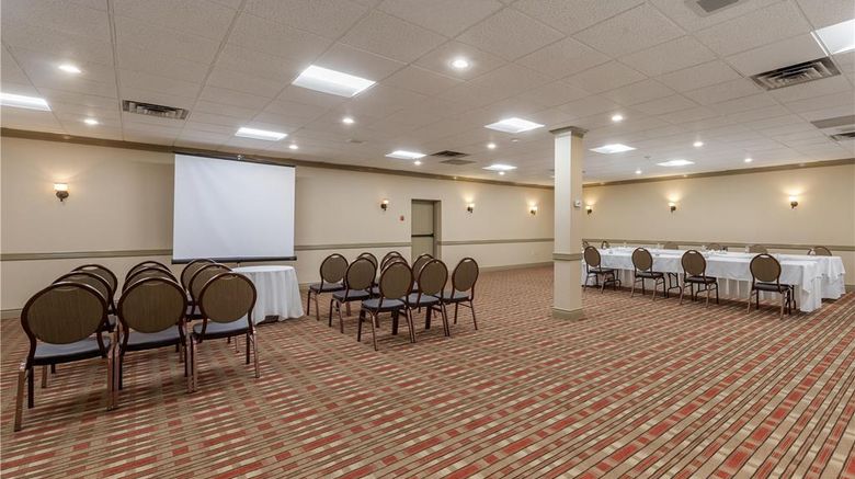<b>Best Western Parkway Inn & Conf Centre Meeting</b>. Images powered by <a href="https://iceportal.shijigroup.com/" title="IcePortal" target="_blank">IcePortal</a>.