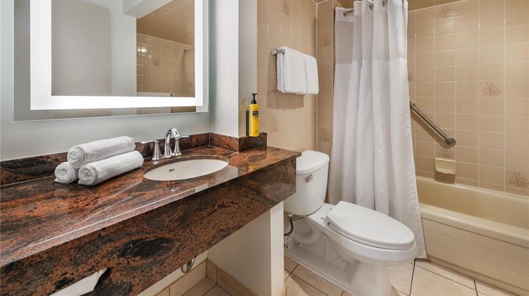 Best Western Plus Ottawa City Centre Room