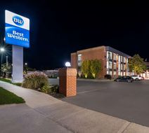 Best Western Belleville Exterior