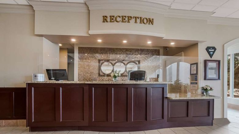 <b>Best Western Brantford Hotel and Conf Lobby</b>. Images powered by <a href="https://iceportal.shijigroup.com/" title="IcePortal" target="_blank">IcePortal</a>.