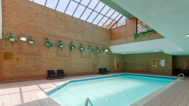 Best Western Plus Toronto Airport Hotel Pool