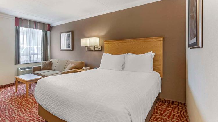 Best Western Plus Cobourg Inn & Conv Ctr Room