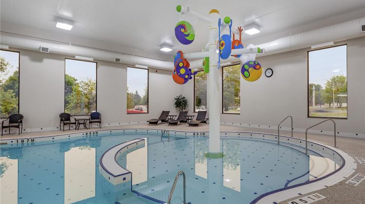 Best Western Plus Cobourg Inn & Conv Ctr Pool