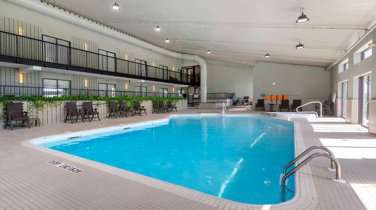 Best Western Pembroke Inn-Conference Ctr Pool