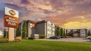 Best Western Plus Rose City Suites