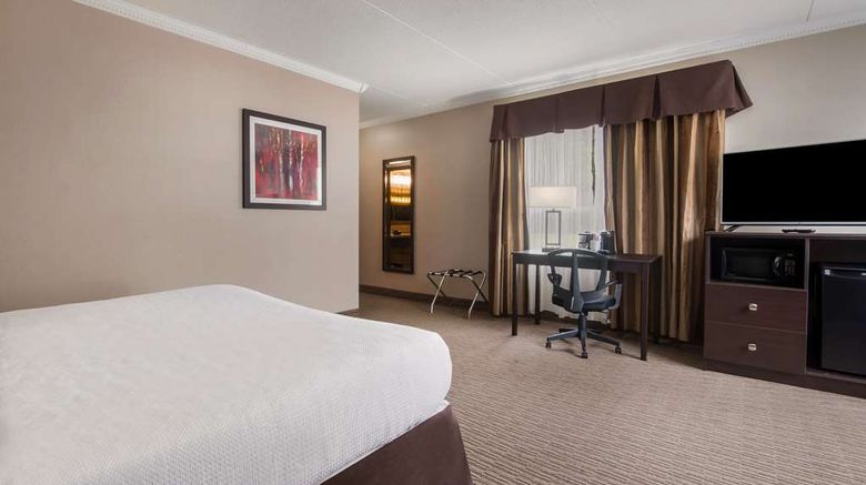 <b>Best Western Little River Inn Room</b>. Images powered by <a href="https://iceportal.shijigroup.com/" title="IcePortal" target="_blank">IcePortal</a>.