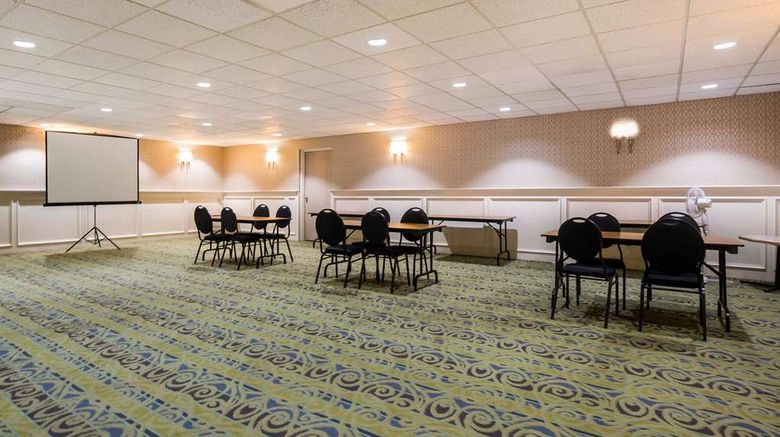 <b>Best Western Little River Inn Meeting</b>. Images powered by <a href="https://iceportal.shijigroup.com/" title="IcePortal" target="_blank">IcePortal</a>.
