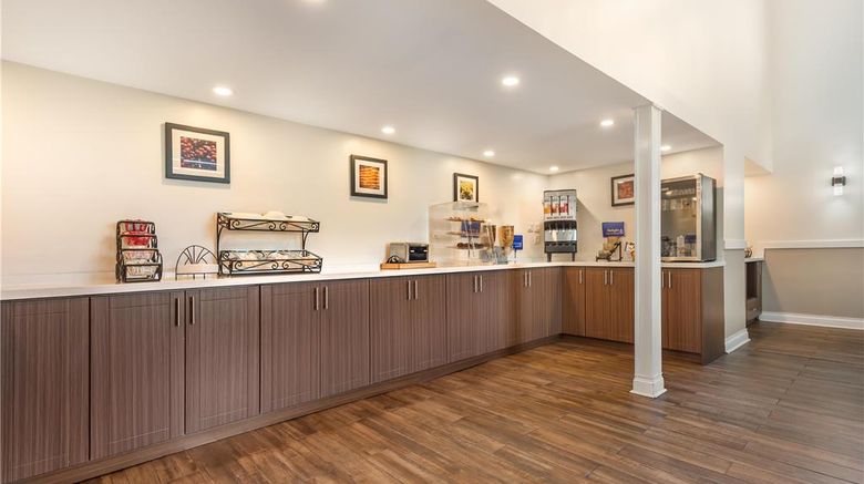 <b>Best Western Smiths Falls Hotel Restaurant</b>. Images powered by <a href="https://iceportal.shijigroup.com/" title="IcePortal" target="_blank">IcePortal</a>.