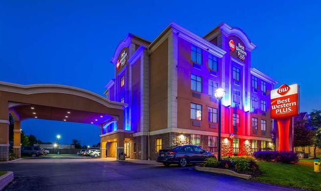 Best Western Plus Barrie Exterior