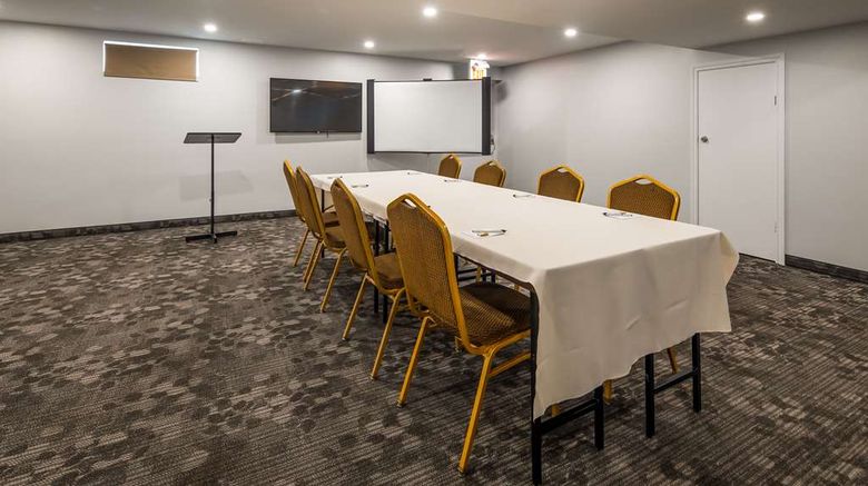 <b>Best Western Plus Barrie Meeting</b>. Images powered by <a href="https://iceportal.shijigroup.com/" title="IcePortal" target="_blank">IcePortal</a>.
