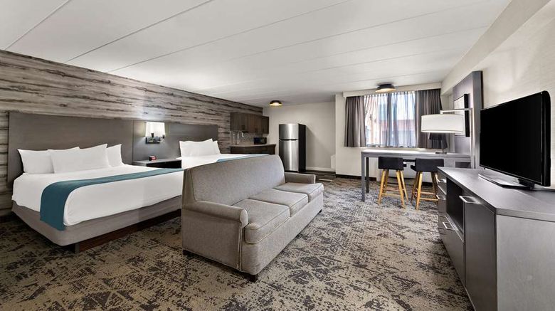 <b>Best Western Parkway Hotel Toronto North Room</b>. Images powered by <a href="https://iceportal.shijigroup.com/" title="IcePortal" target="_blank">IcePortal</a>.