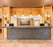 Best Western Plus Nor'Wester Hotel & Cnf Lobby