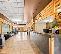 Best Western Plus Nor'Wester Hotel & Cnf Lobby