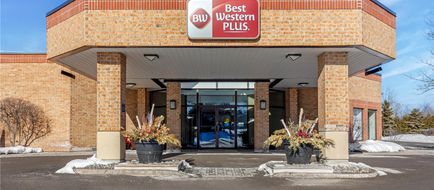 Best Western Plus Otonabee Inn Exterior