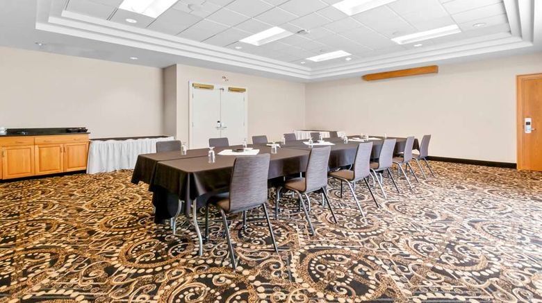 <b>Best Western Inn on the Bay Meeting</b>. Images powered by <a href="https://iceportal.shijigroup.com/" title="IcePortal" target="_blank">IcePortal</a>.