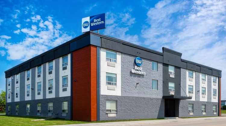 Best Western Swan Castle Inn Exterior