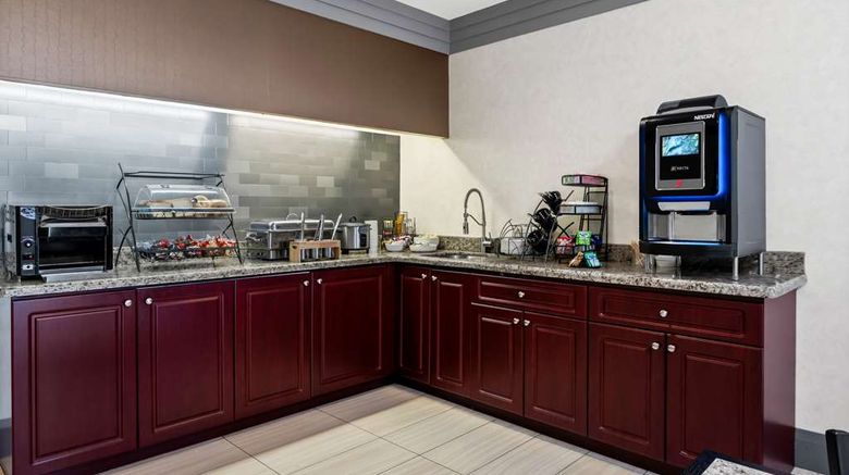 <b>Best Western Swan Castle Inn Restaurant</b>. Images powered by <a href="https://iceportal.shijigroup.com/" title="IcePortal" target="_blank">IcePortal</a>.