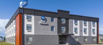Best Western Swan Castle Inn Exterior
