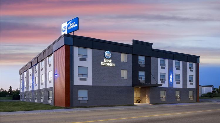 Best Western Swan Castle Inn Exterior