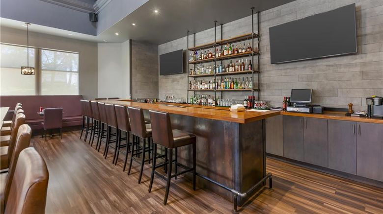 <b>Best Western Plus Travel Hotel Toronto Restaurant</b>. Images powered by <a href="https://iceportal.shijigroup.com/" title="IcePortal" target="_blank">IcePortal</a>.