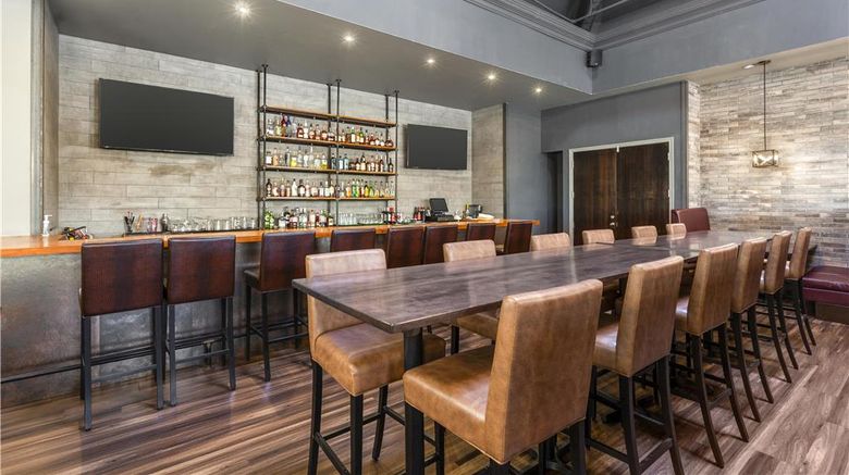 <b>Best Western Plus Travel Hotel Toronto Restaurant</b>. Images powered by <a href="https://iceportal.shijigroup.com/" title="IcePortal" target="_blank">IcePortal</a>.