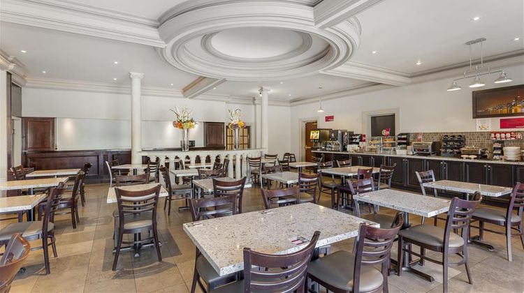 Best Western Plus Travel Hotel Toronto Restaurant