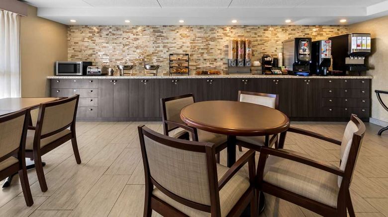 <b>Best Western Halton Hills Restaurant</b>. Images powered by <a href="https://iceportal.shijigroup.com/" title="IcePortal" target="_blank">IcePortal</a>.