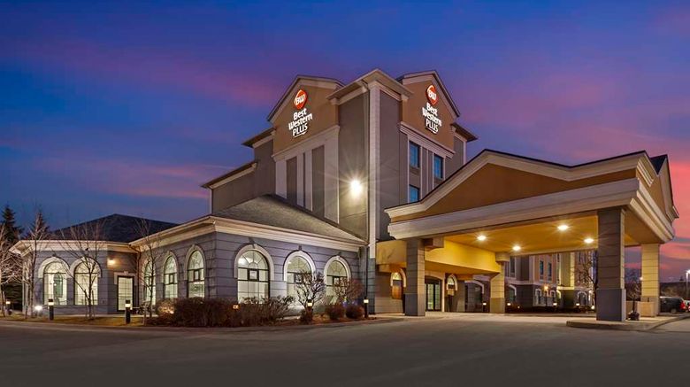 <b>Best Western Plus Executive Inn Exterior</b>. Images powered by <a href="https://iceportal.shijigroup.com/" title="IcePortal" target="_blank">IcePortal</a>.
