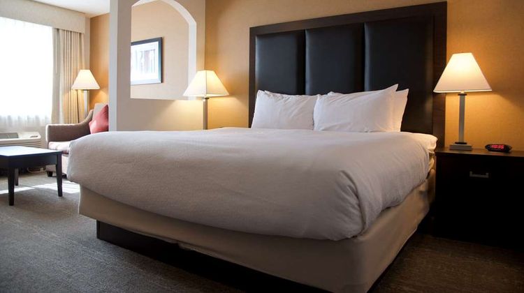 Best Western Plus Burlington Inn & Suite Suite