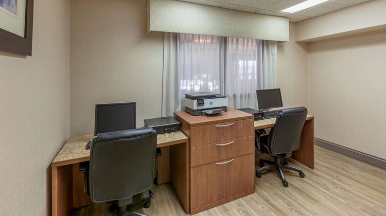 Best Western Plus Burlington Inn & Suite Other