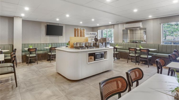 Best Western Plus Burlington Inn & Suite Restaurant