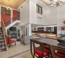 Best Western Plus Burlington Inn & Suite Lobby