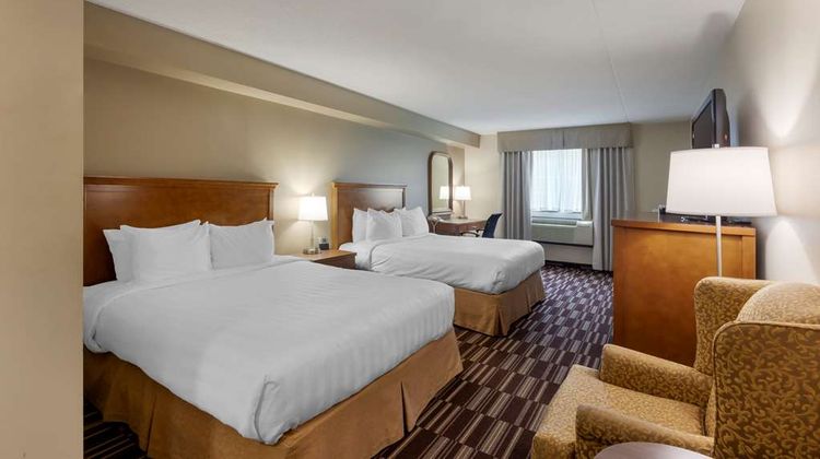 Best Western Plus Orillia Hotel Room