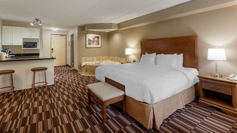 <b>Best Western Plus Orillia Hotel Room</b>. Images powered by <a href="https://iceportal.shijigroup.com/" title="IcePortal" target="_blank">IcePortal</a>.
